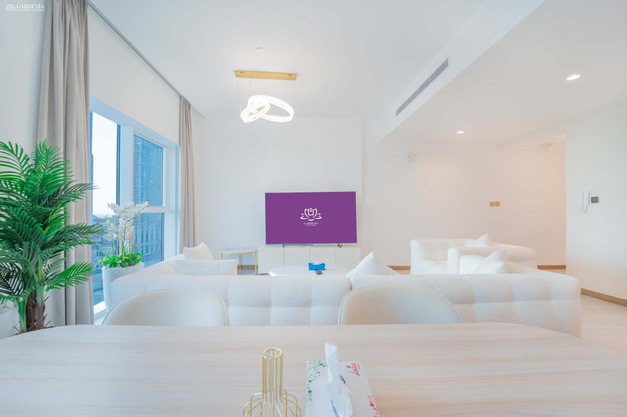 Fabulous Missoni Designer Building, 3 Bedroom Maid Dubai