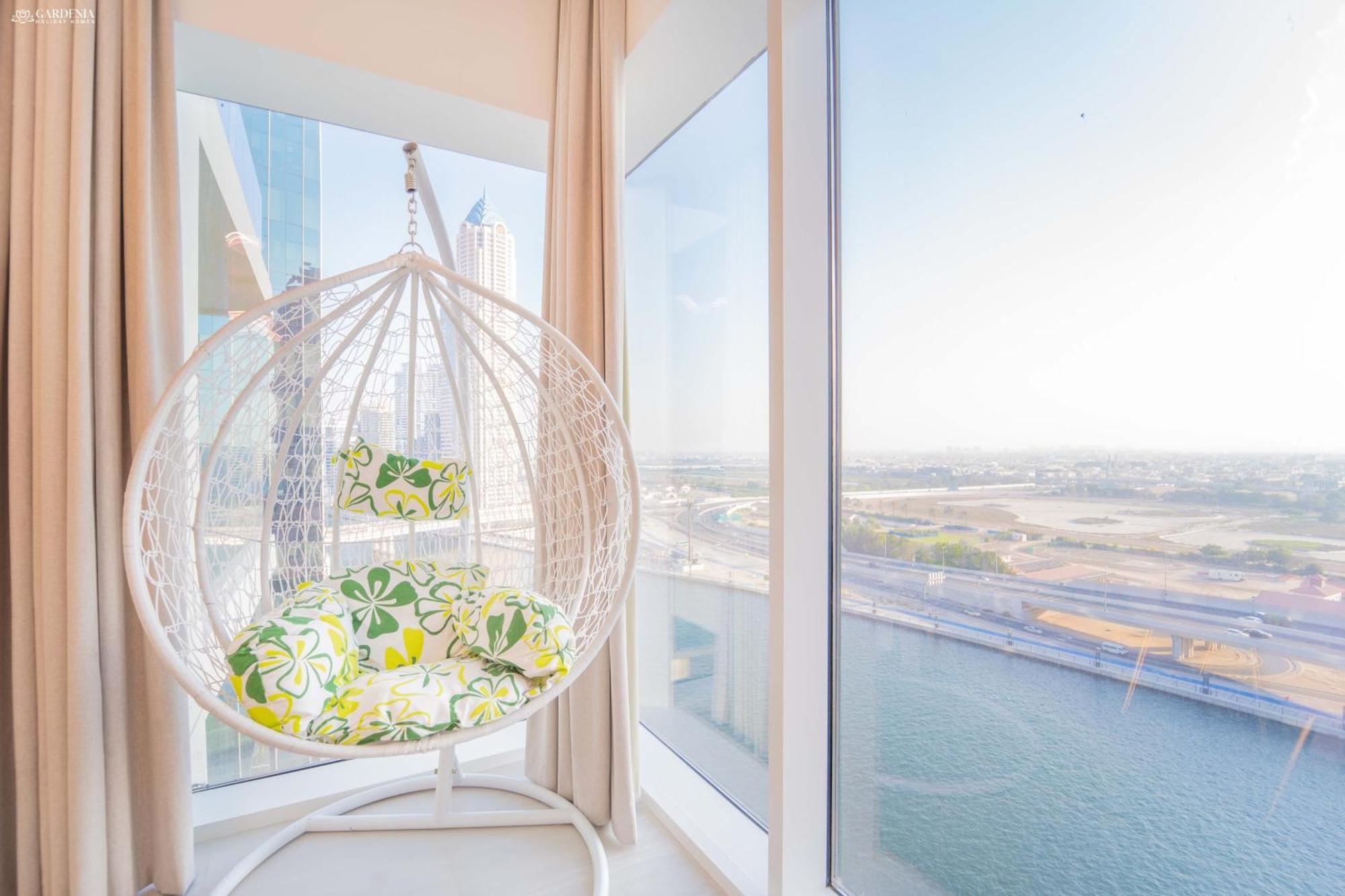 Fabulous Missoni Designer Building, 3 Bedroom Maid Apartment Dubai