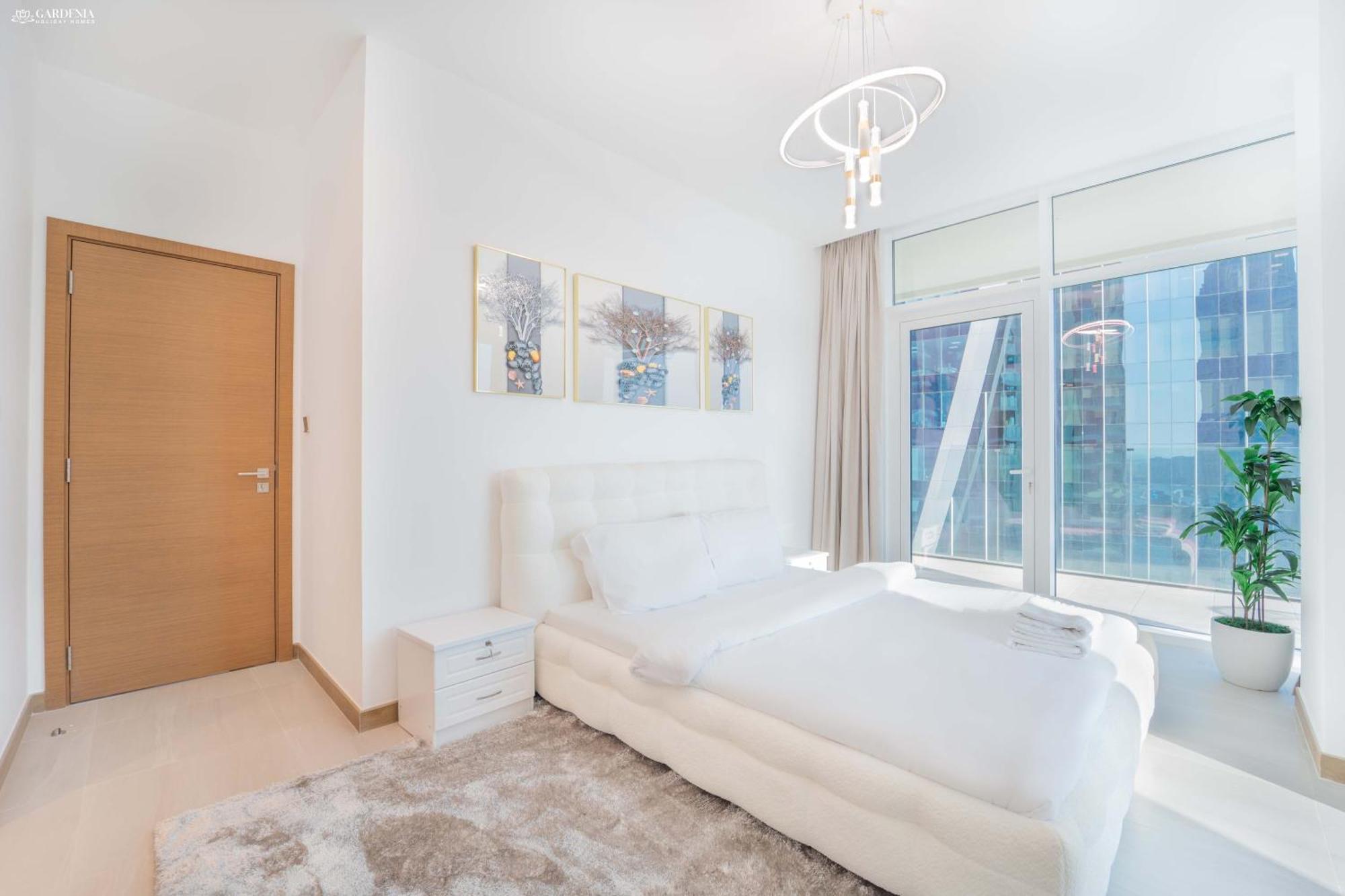Fabulous Missoni Designer Building, 3 Bedroom Maid Apartment *